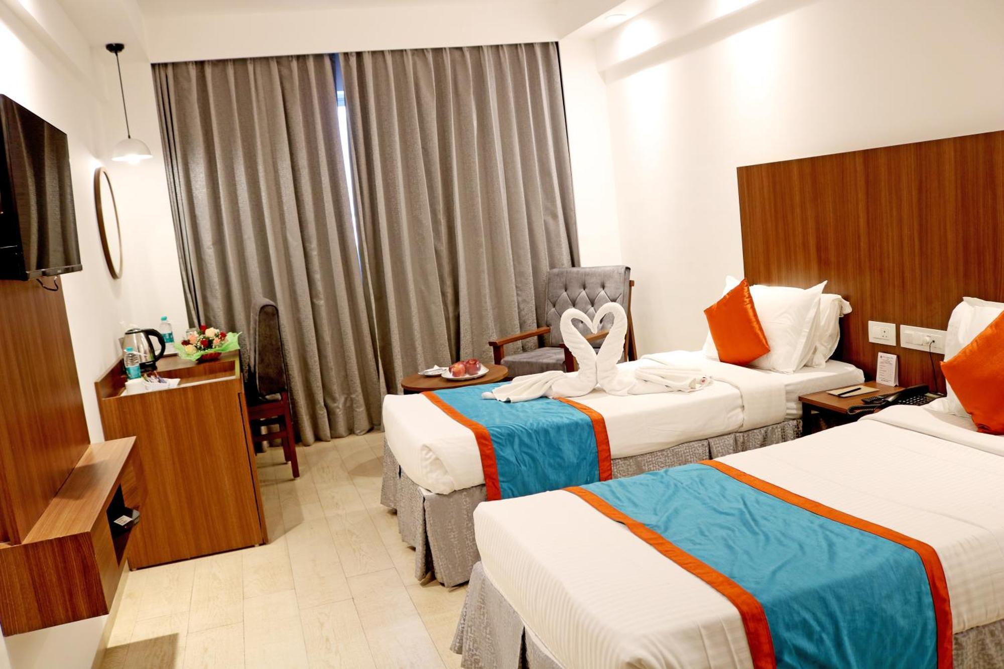 Готель Ramee Guestline Тірупаті Екстер'єр фото