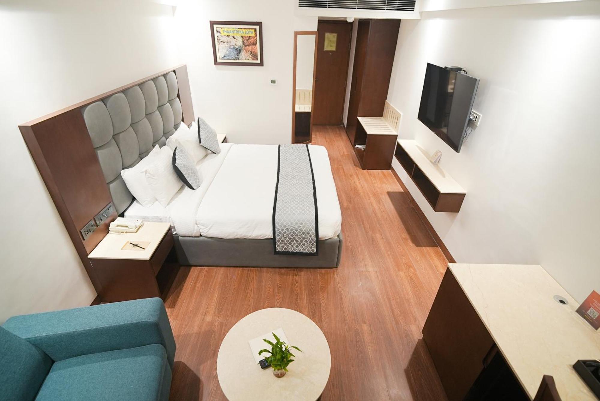 Готель Ramee Guestline Тірупаті Екстер'єр фото