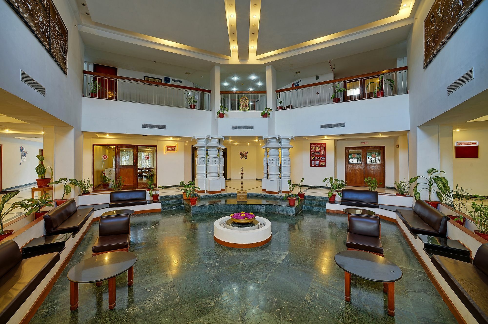 Готель Ramee Guestline Тірупаті Екстер'єр фото